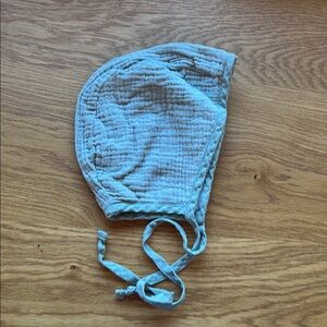 Briar Crinkle Gauze Light Blue Bonnet Size 2-4 Years